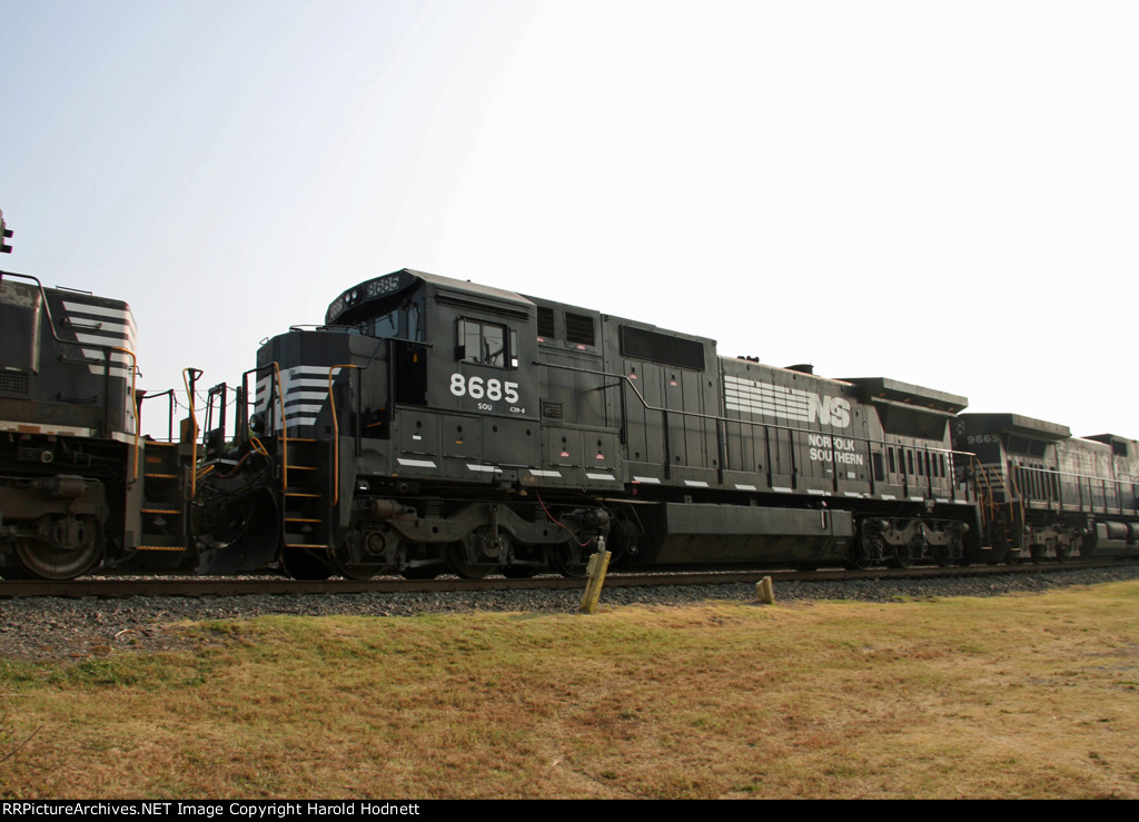 NS 8685